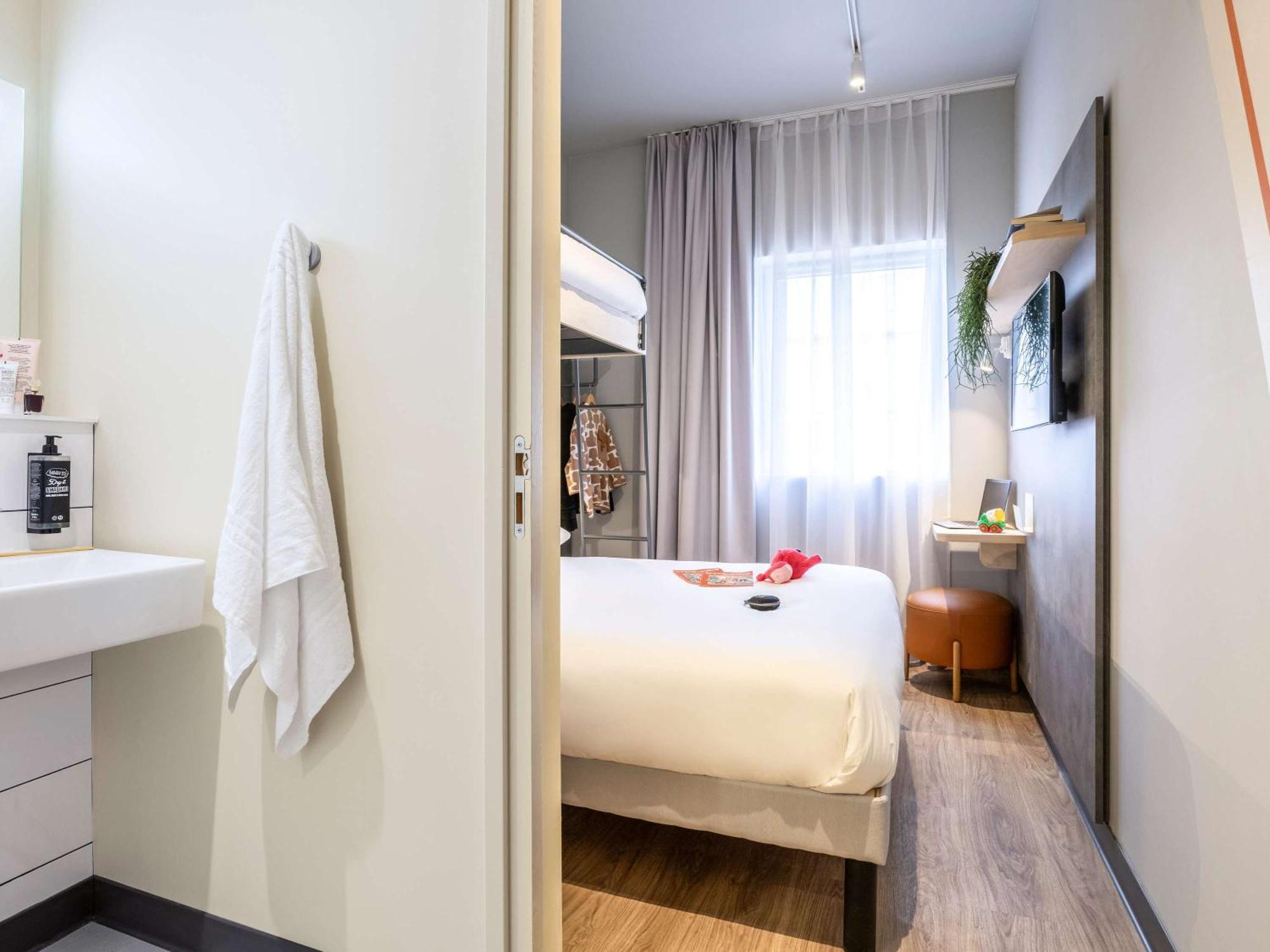 Ibis Budget Arlon Porte Du Luxembourg Exterior foto