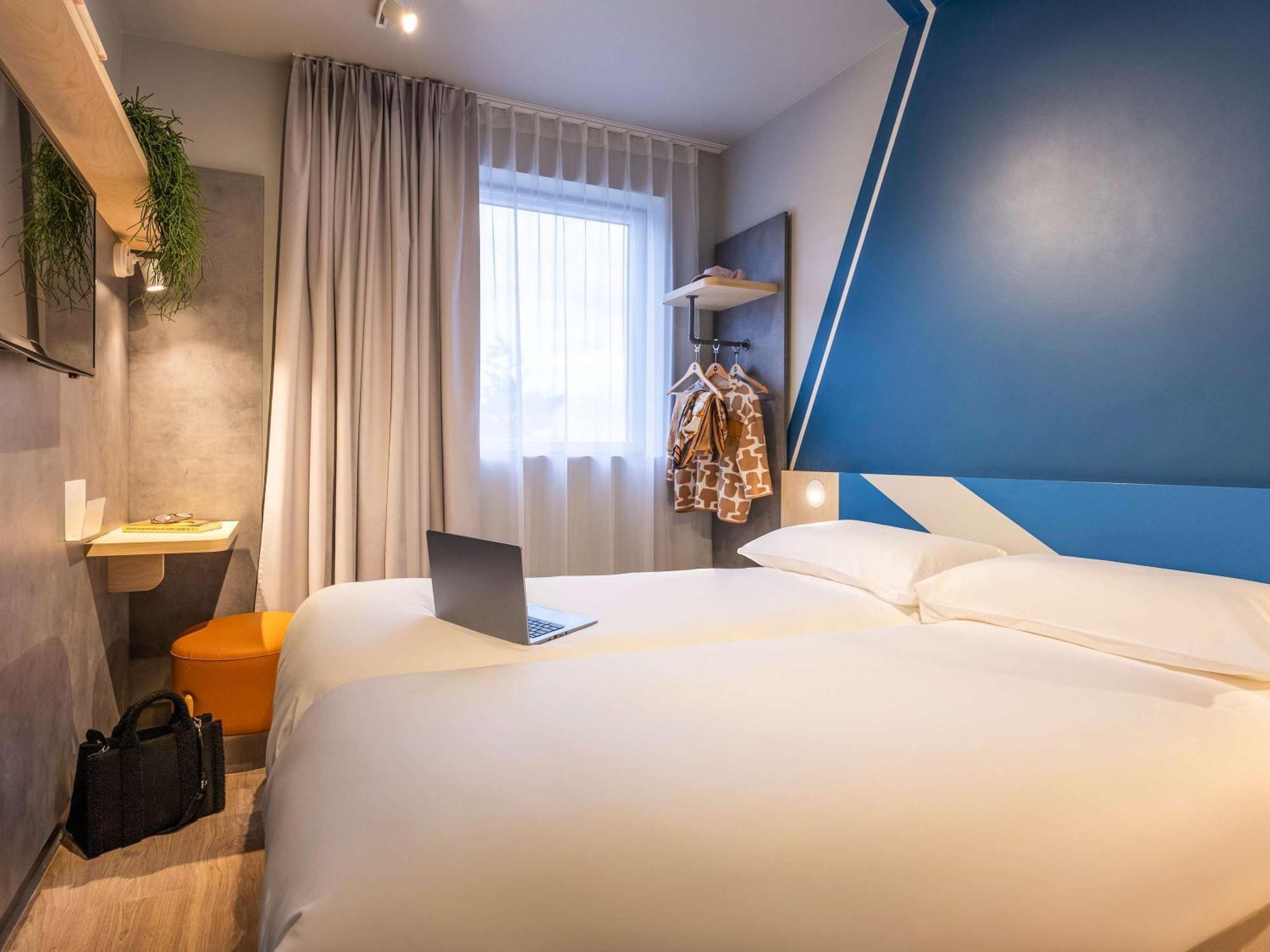 Ibis Budget Arlon Porte Du Luxembourg Exterior foto